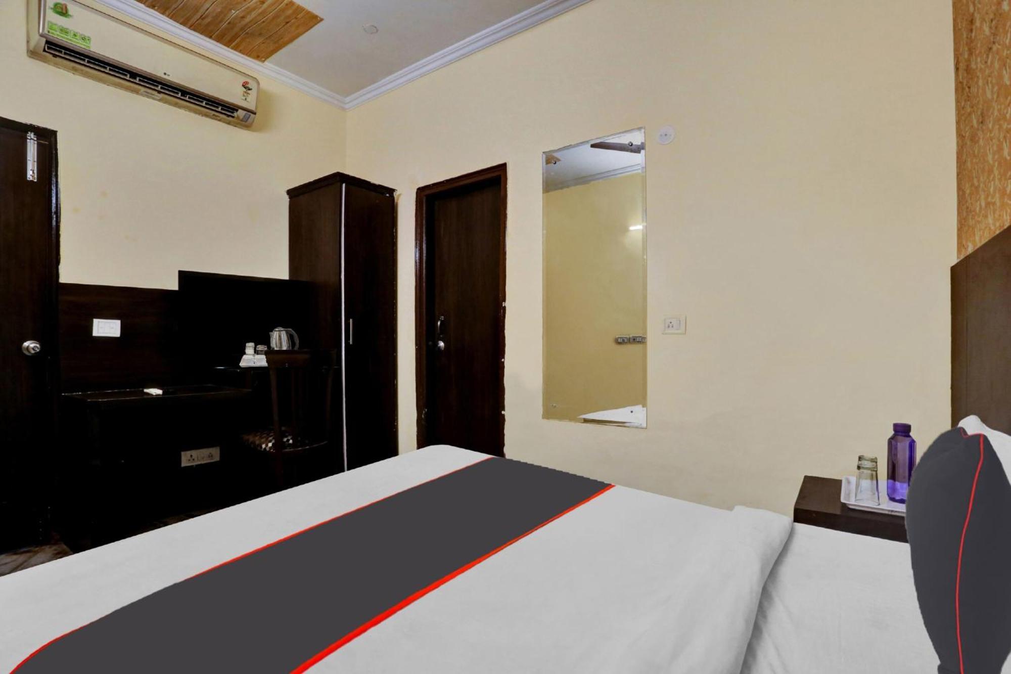 Hotel Platinum Sqs Key Gurgaon Exterior foto